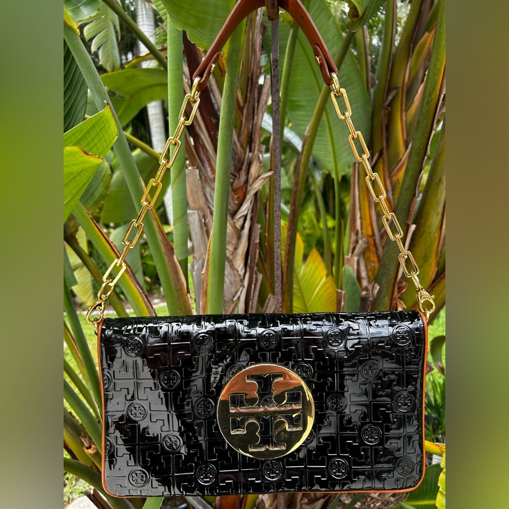 Tory Burch Black and Gold Shoulder Bag with Logo